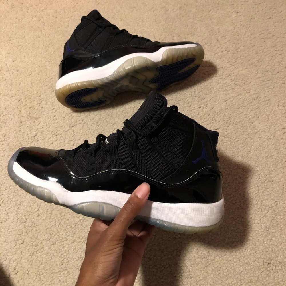 jordan retro 11 space jams size 6.5y